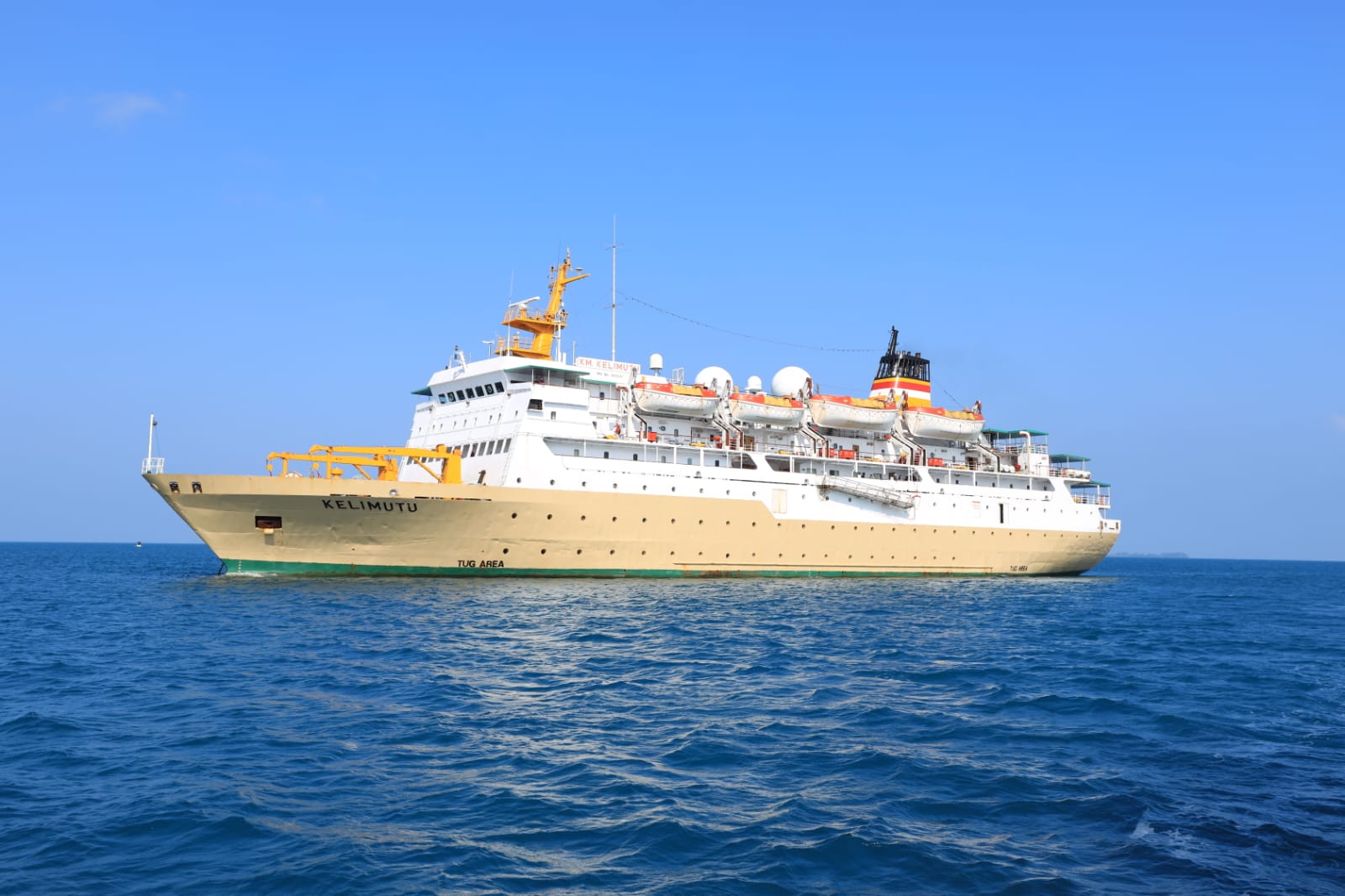Kapal Pelni Evakuasi Penumpang Terjebak di Pulau Karimun